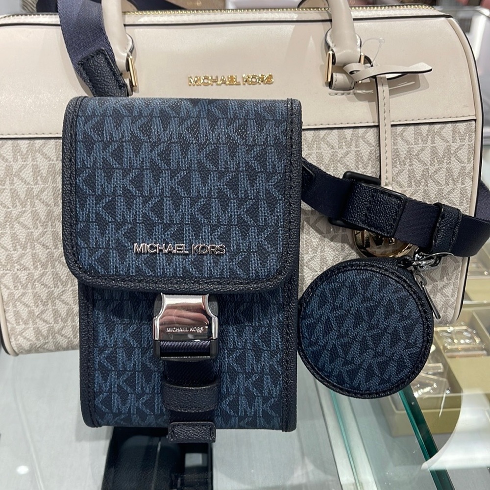 Michael Kors Cooper Slim Phone Crossbody Bag Coin Pouch MK Logo ADMRL/PLBLUE
NWT - Picture 16 of 16